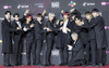 워너원 '레드카펫 피날레 장식하는 아이돌'