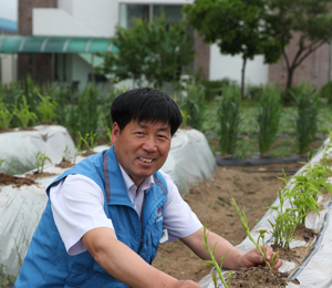 국내 참깨 육종 최고 전문가 경북농업기술원 생물자원연구소 權重培 박사